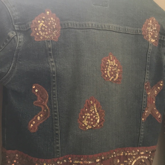 Jean Jacket - Picture 7 of 7
